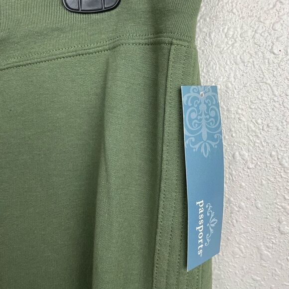 NWT Passports Green Sweatpants Size M - Picture 3 of 7